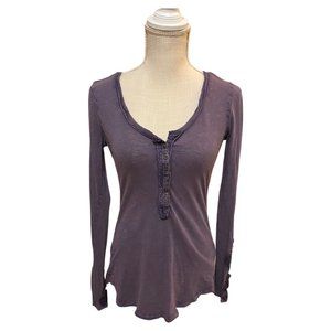 FREE PEOPLE crochet sleeves long layering tee (S)